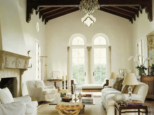 JPeters, living room on linenlavenderlife . com