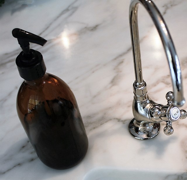 l&l at home-brown apothecary style bottle for dish soap-image by L for Thinking Outside the Box - www.linenlavenderlife.com